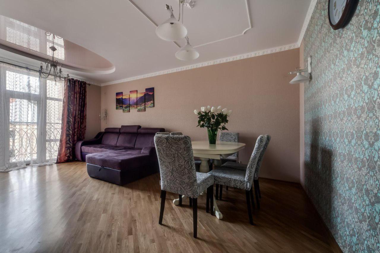 Apartamenty On Kryvonosa إلفيف المظهر الخارجي الصورة
